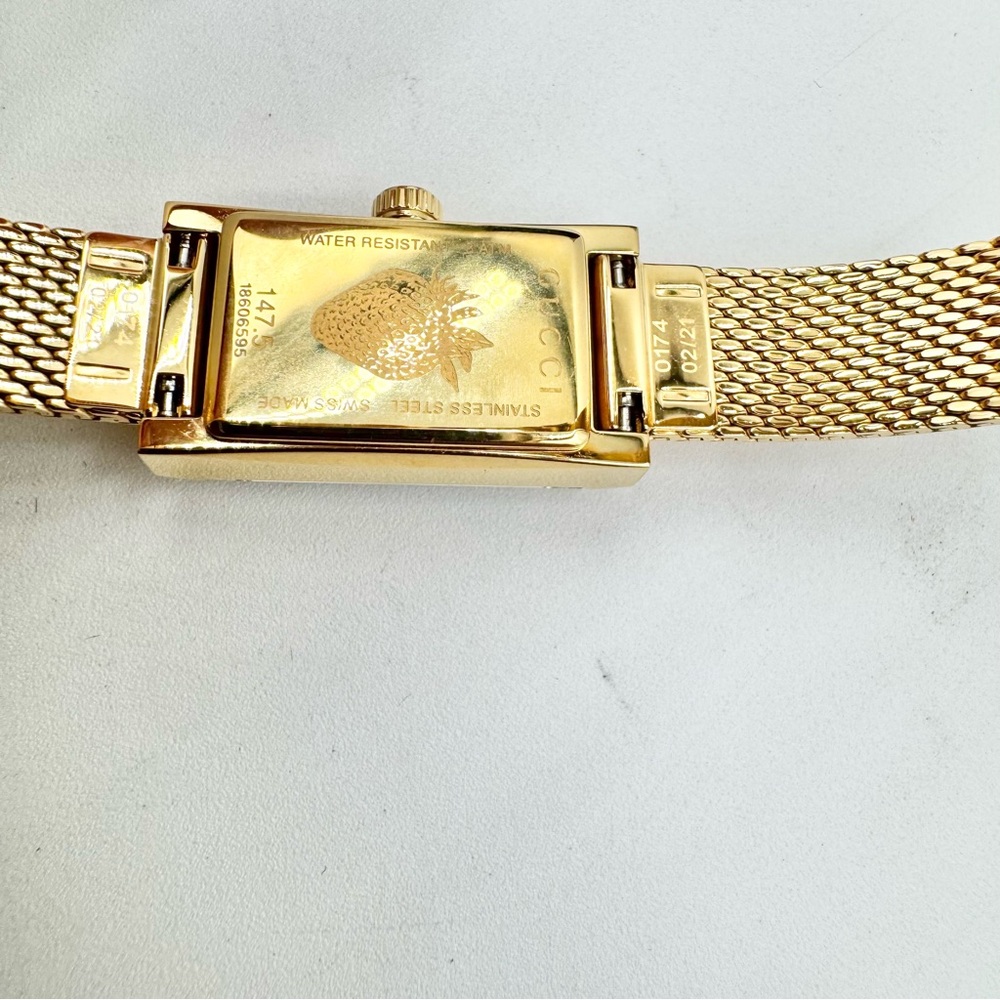 Gucci Women's Swiss G-Frame Gold-Tone Stainless Steel Mesh Bracelet Watch - Picture 4 of 8